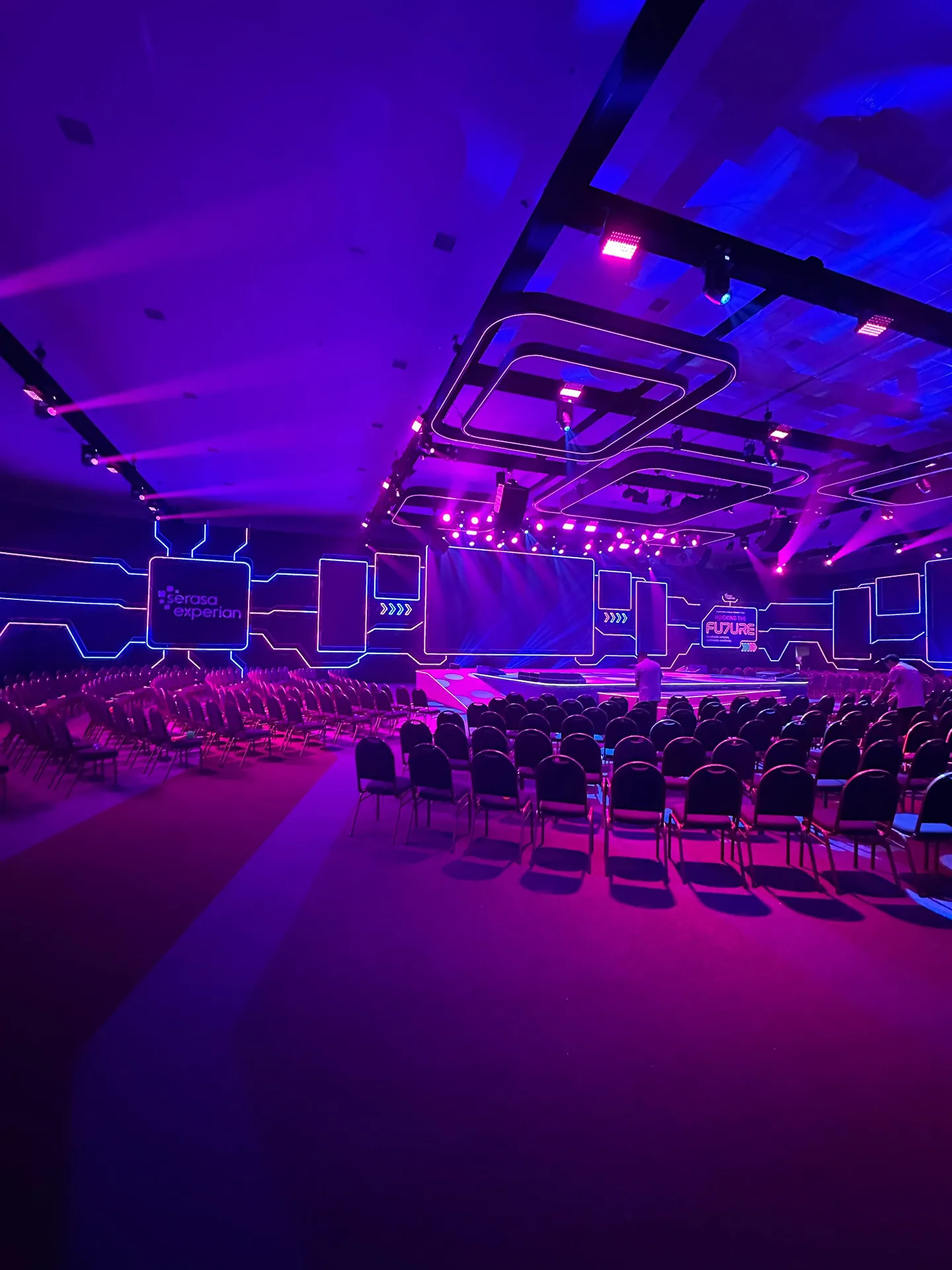LED Digital view 1